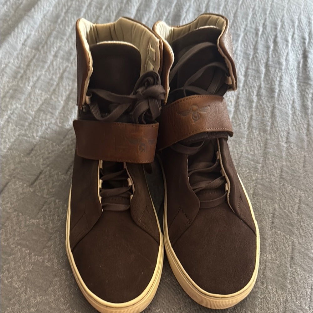 Brown High-Top Men's Shoes